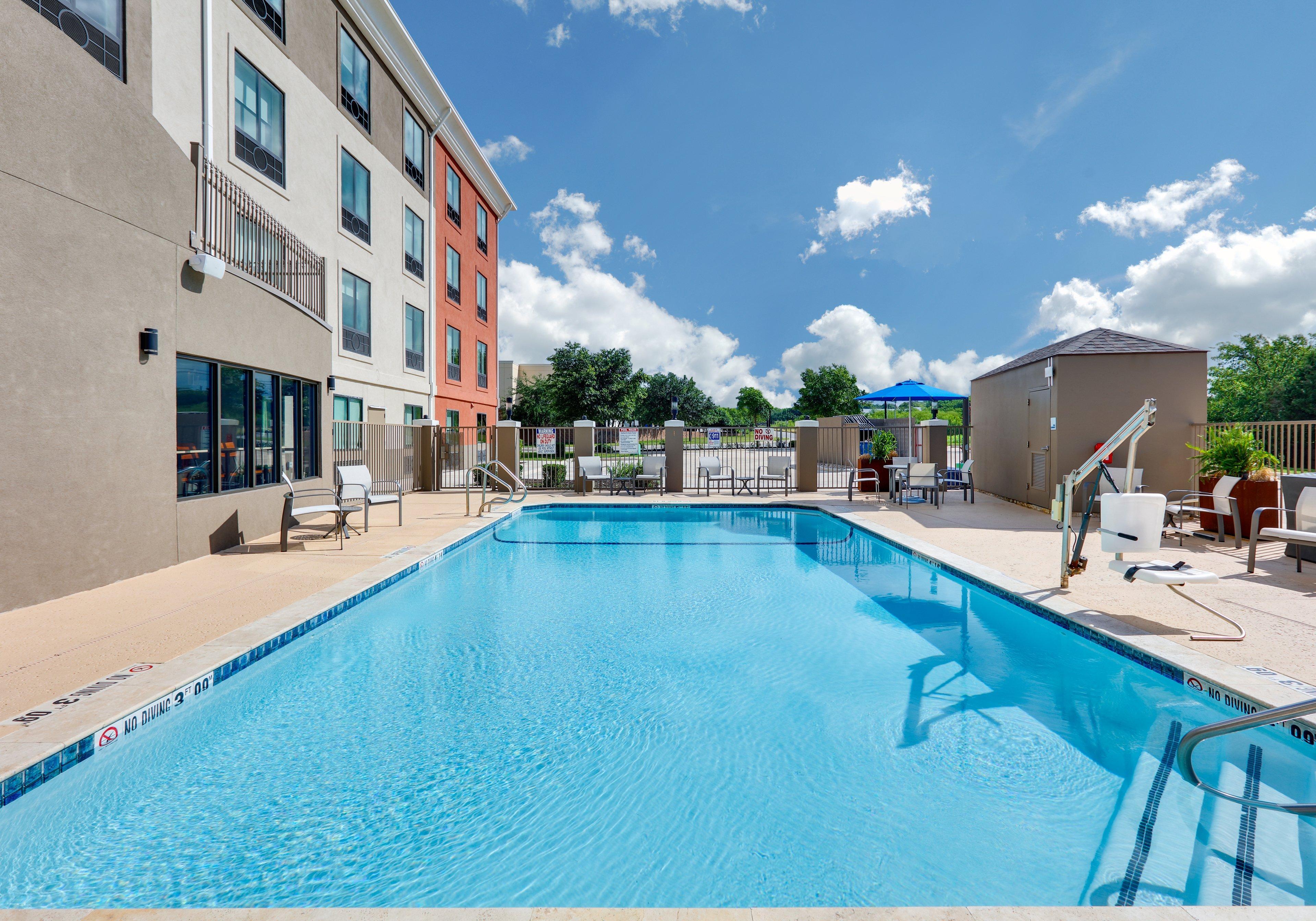 Holiday Inn Express & Suites San Antonio Nw Near Seaworld By Ihg Eksteriør billede