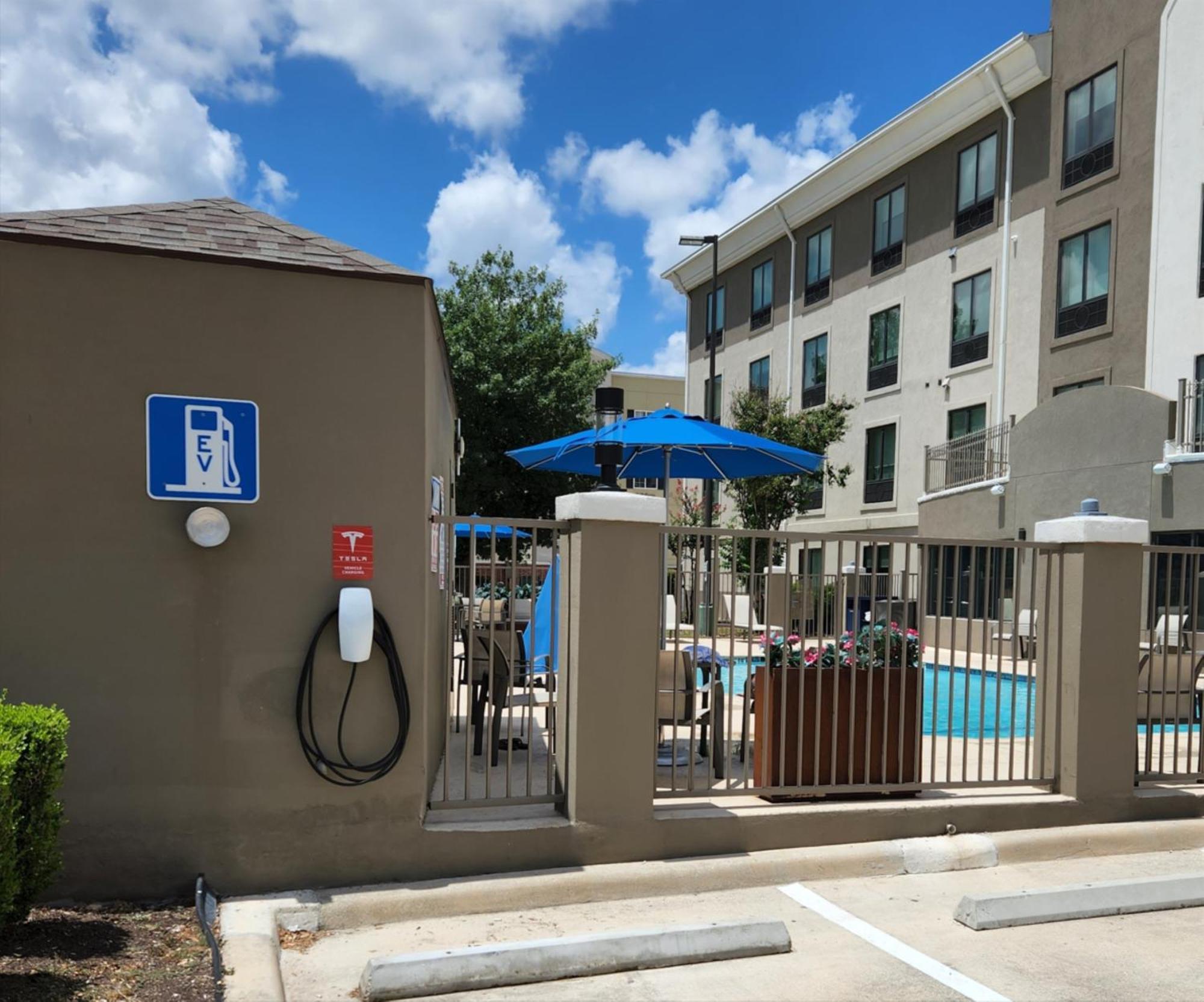 Holiday Inn Express & Suites San Antonio Nw Near Seaworld By Ihg Eksteriør billede